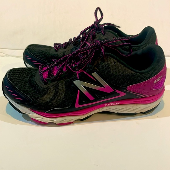New Balance 670 V5 Women’s Size 6.5 - Picture 1 of 12